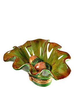 acorns in oak leaf Limoges box
