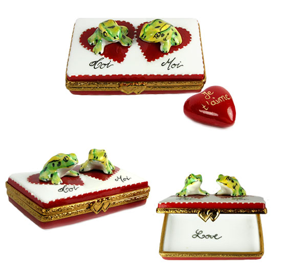 Two frogs -moi toi- on Limoges box with je t'aime heart